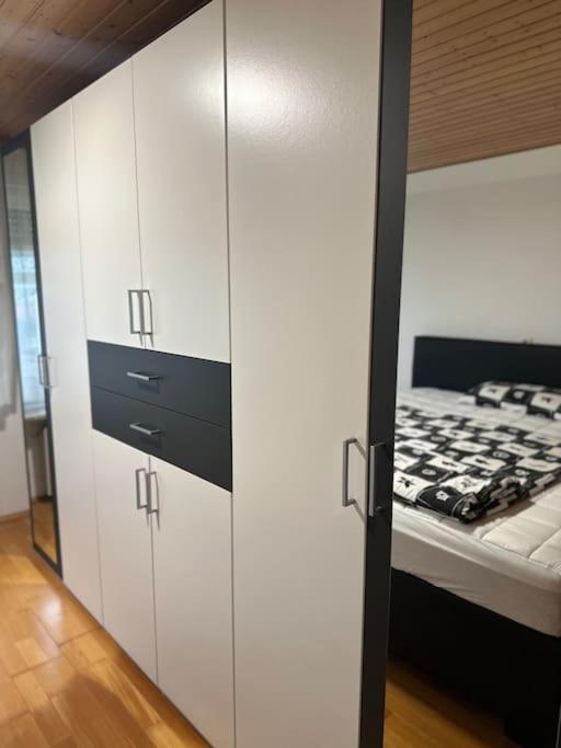 Gemuetliche 2 Zimmer Wohnung Bad Hersfeld Buitenkant foto